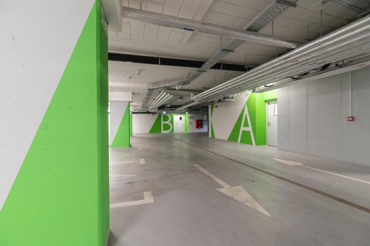 Solaris Park Apartment Tauron Arena By Renters Prestige Krakow Luaran gambar